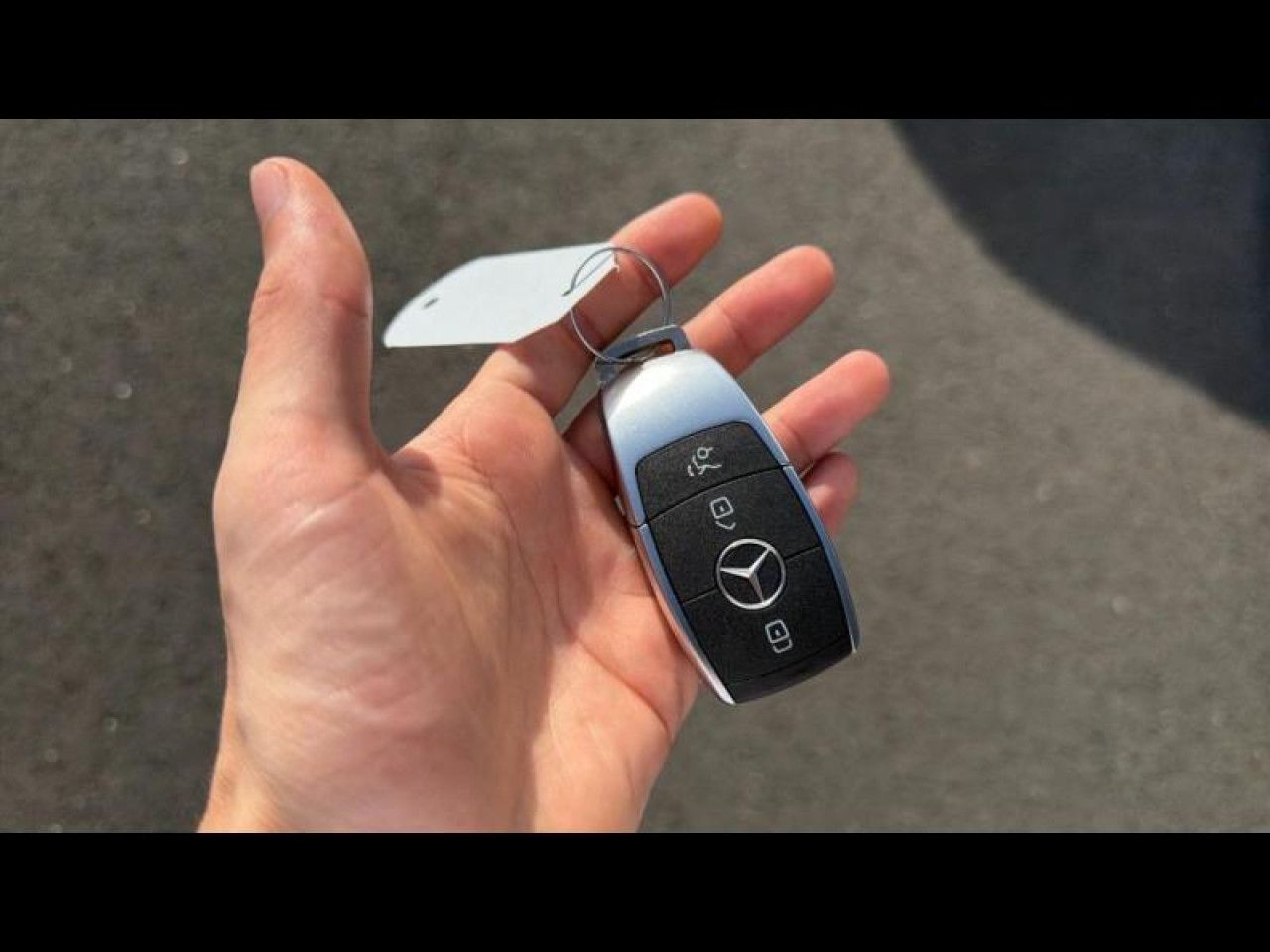 Photo du v&eacute;hicule 16 / 18