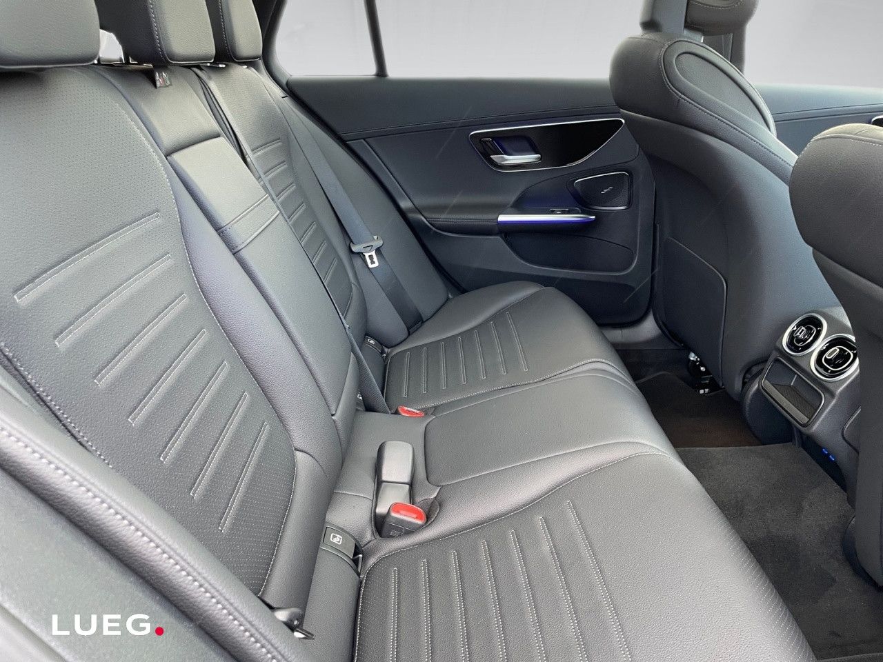 Mercedes-Benz C-Klasse – Bild 12