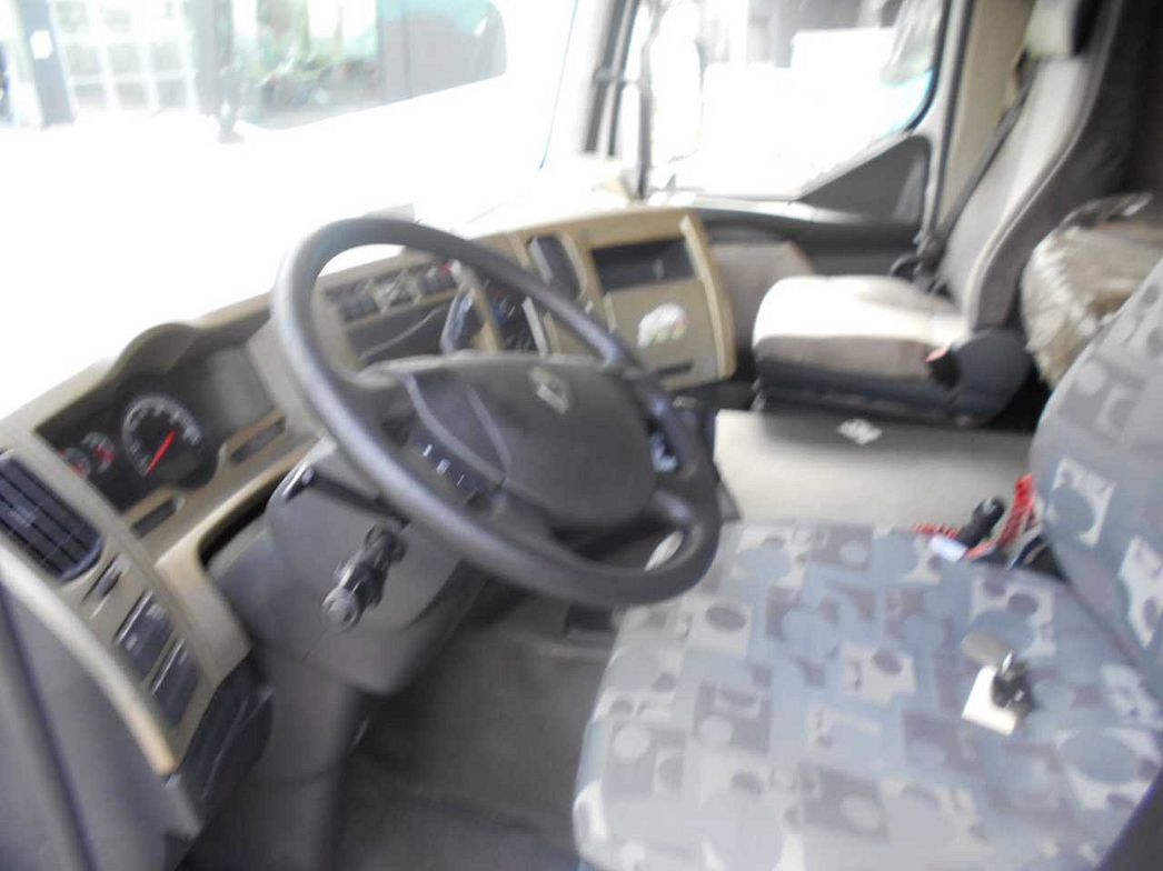 Renault | RENAULT TRUCKS PREMIUM 6X2