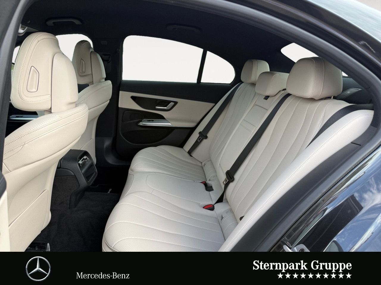 Mercedes-Benz E-Klasse – Bild 13