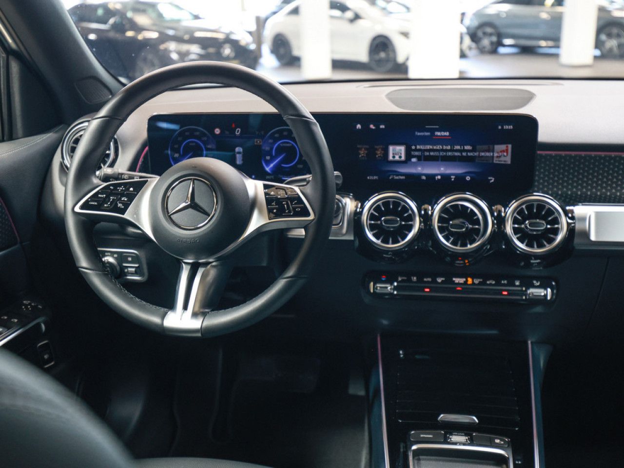 Mercedes-Benz EQB – Bild 10