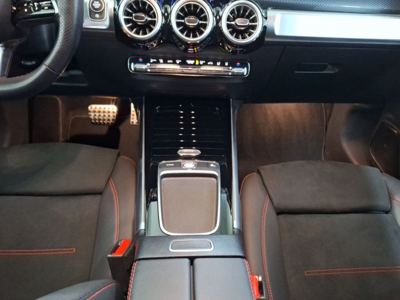 Mercedes-Benz GLB – Bild 14