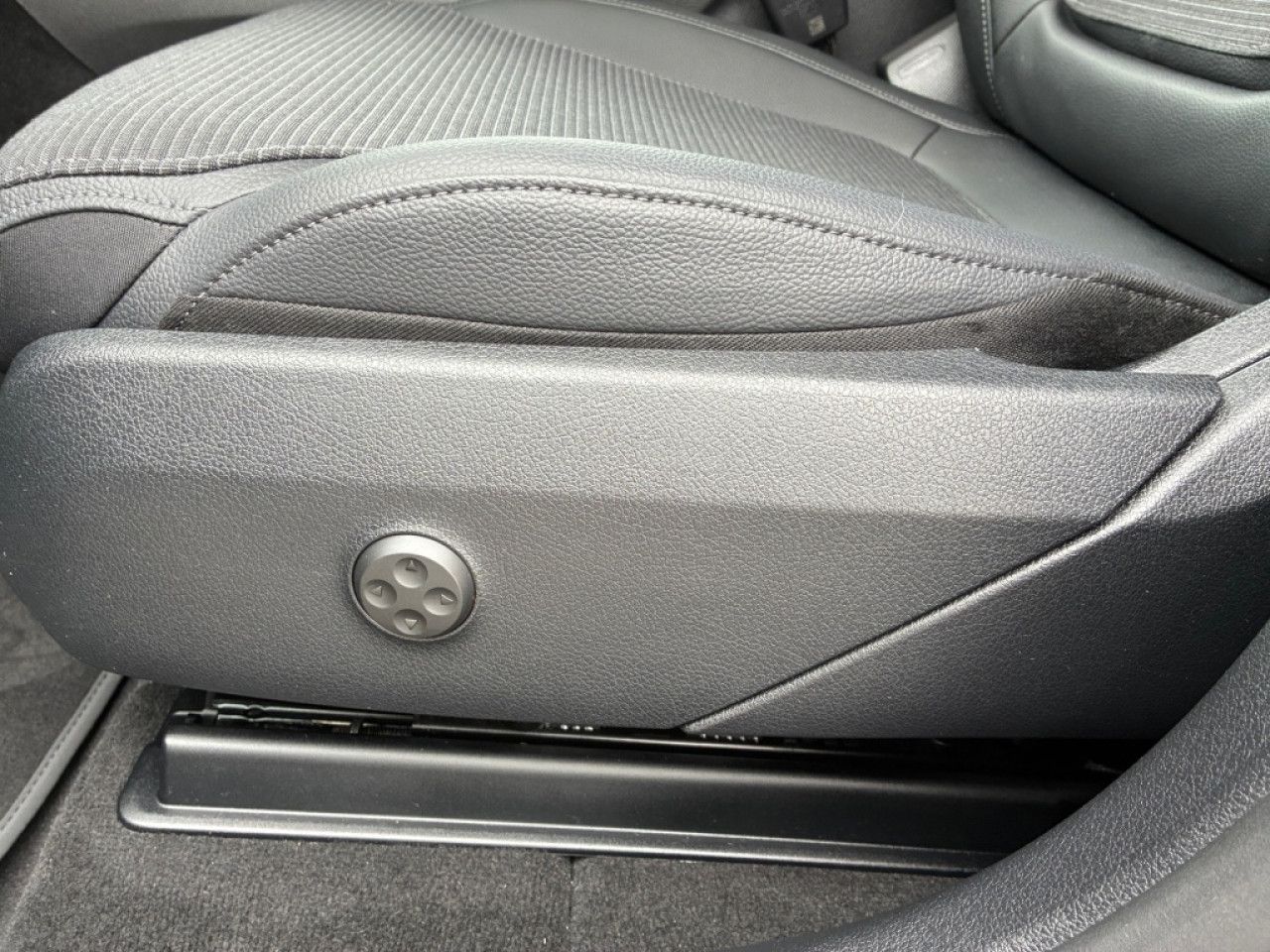 Mercedes-Benz GLC – Bild 20