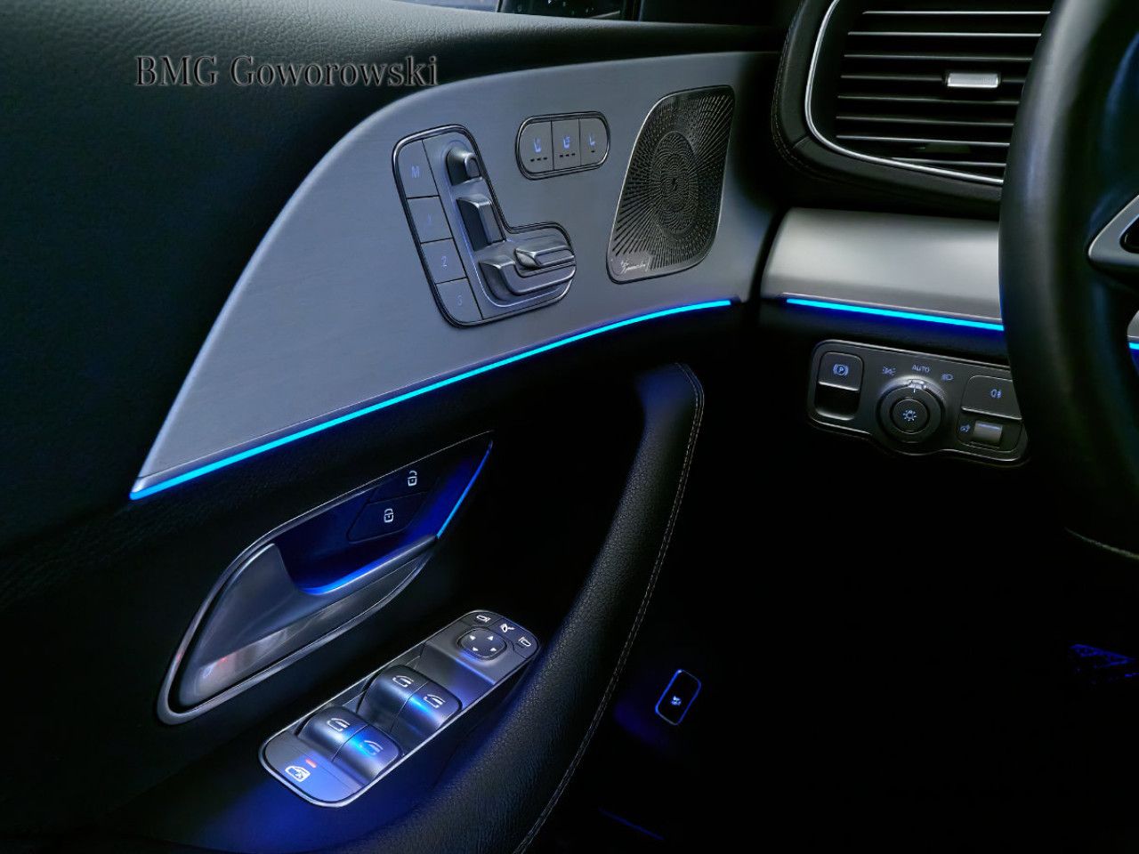 Zdjęcie pojazdu 17 / 19