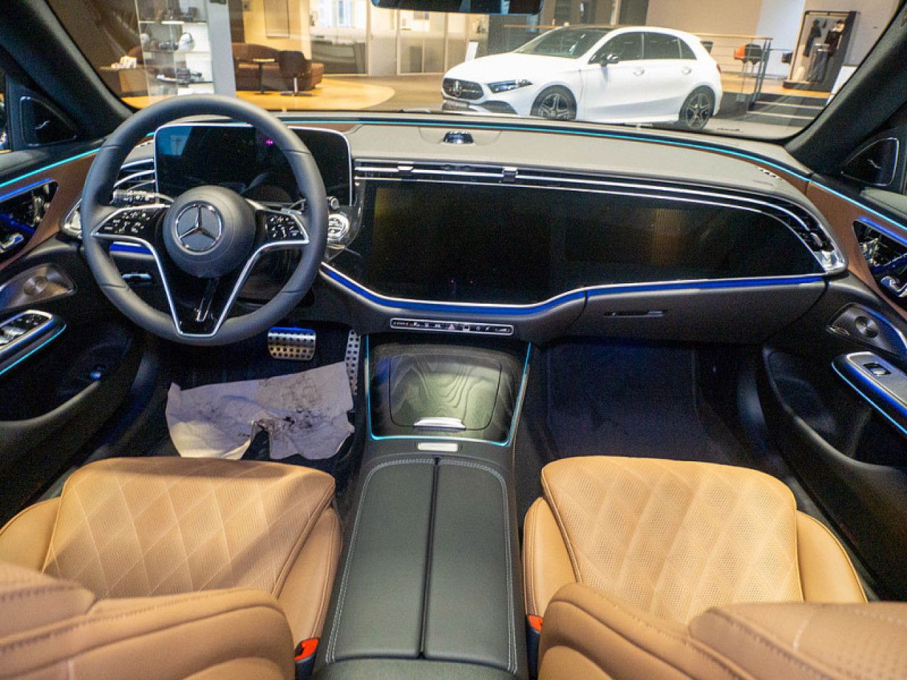Mercedes-Benz E-Klasse – Bild 7