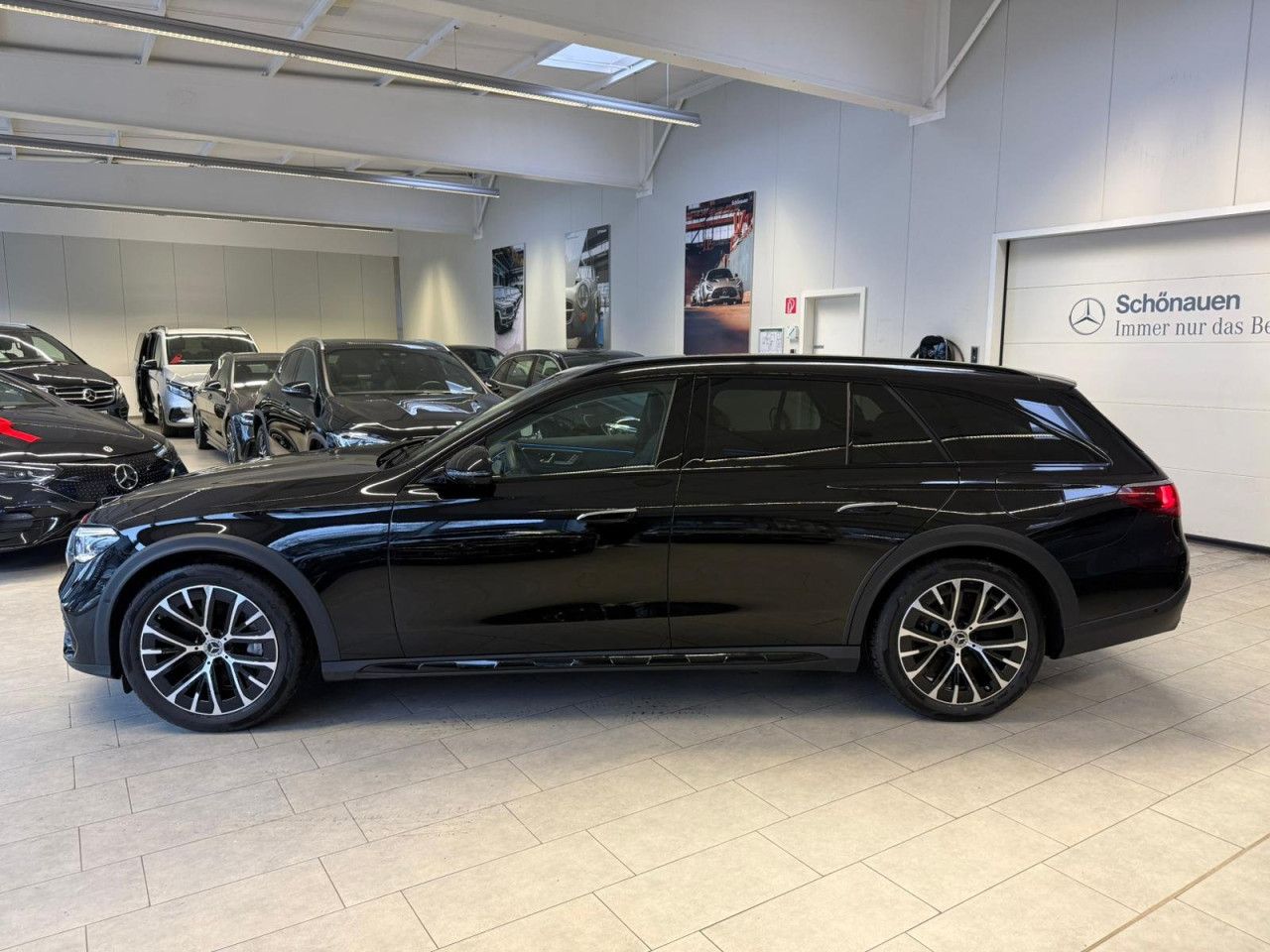 Mercedes-Benz E-Klasse – Bild 8