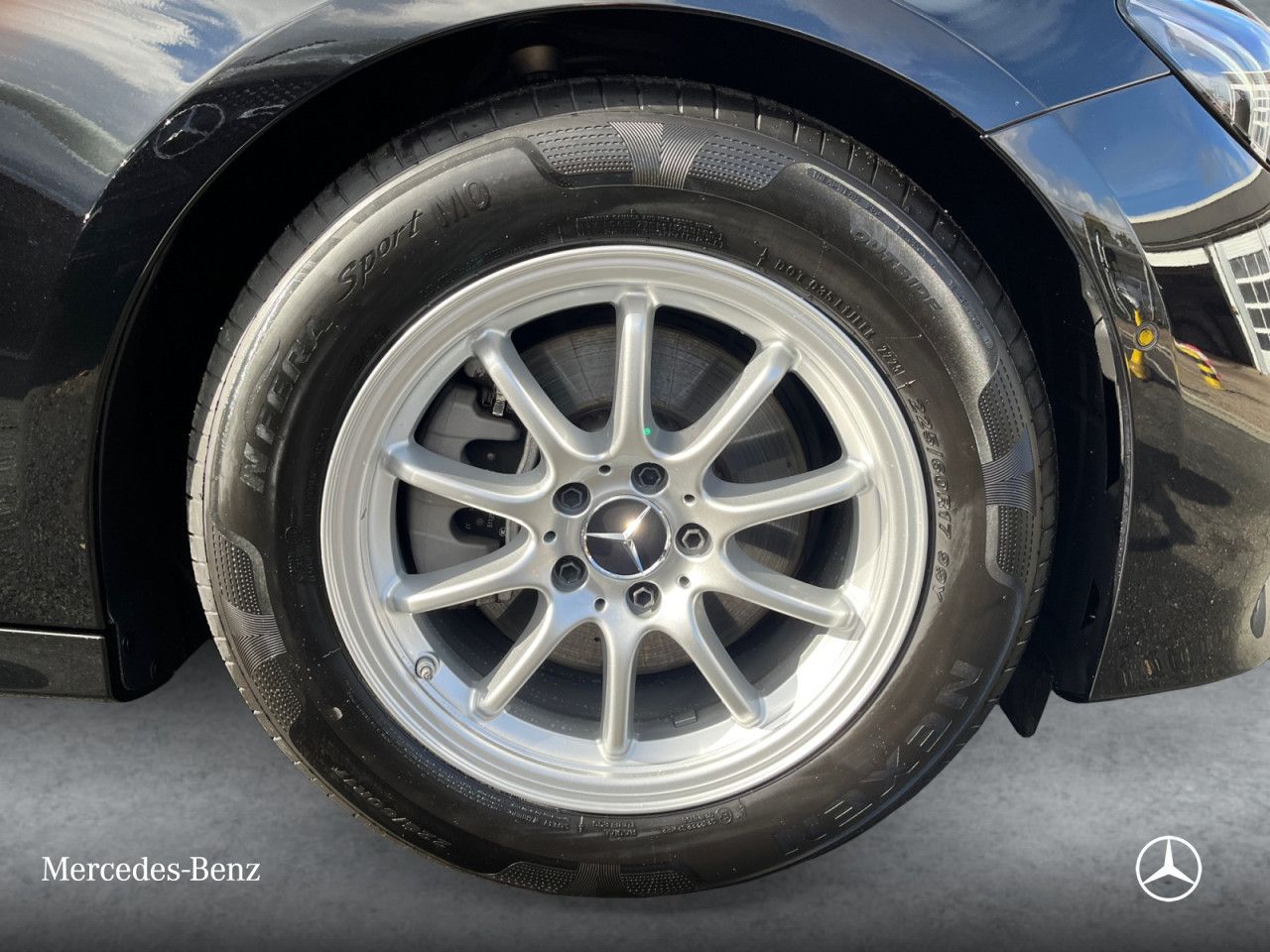 Mercedes-Benz E-Klasse – Bild 2