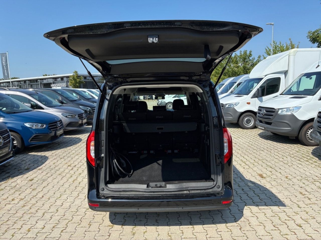 Mercedes-Benz EQT – Bild 17