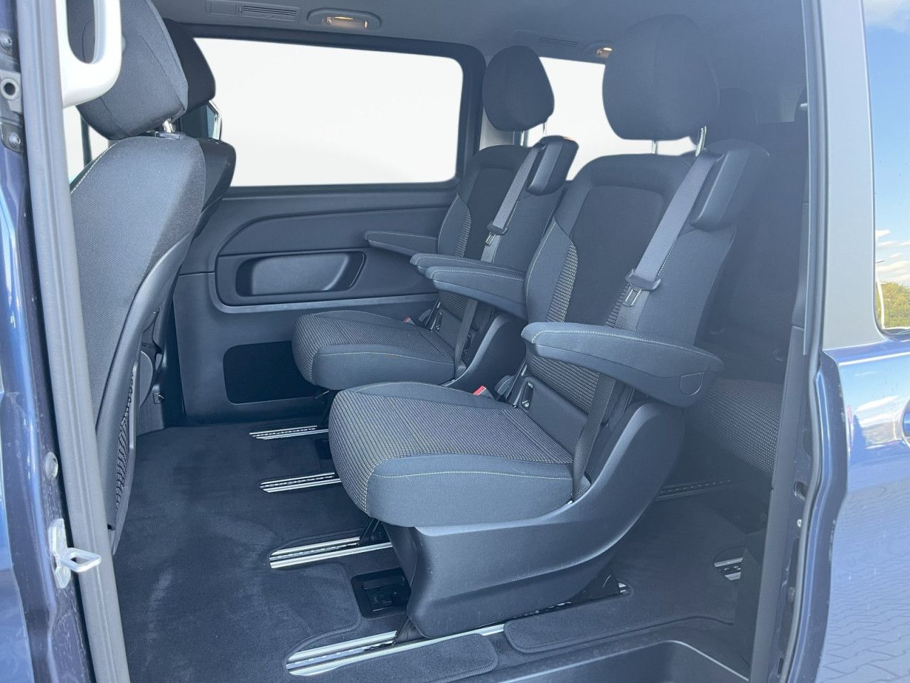 Zdjęcie pojazdu 13 / 31