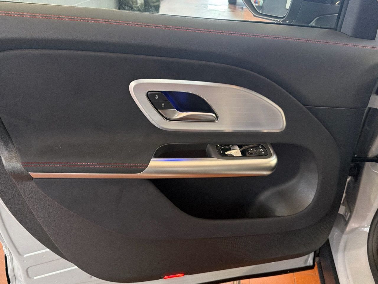 Mercedes-Benz GLB – Bild 2