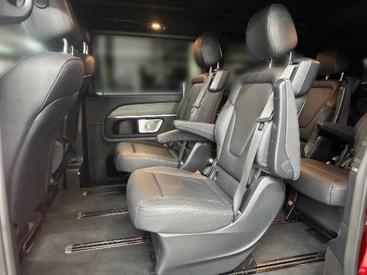 Mercedes-Benz EQV – Bild 12