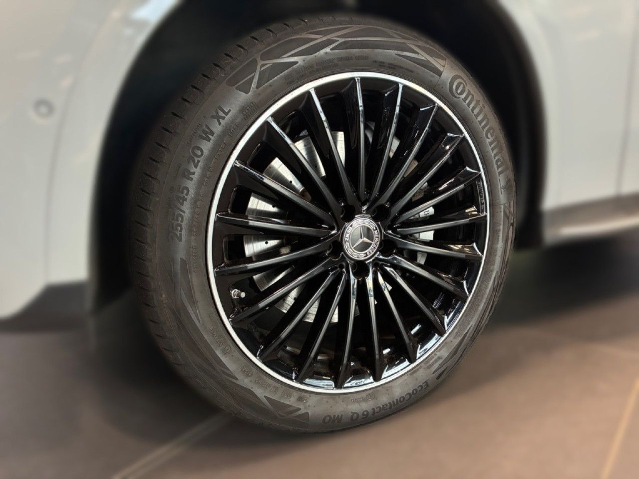 Mercedes-Benz GLC – Bild 3