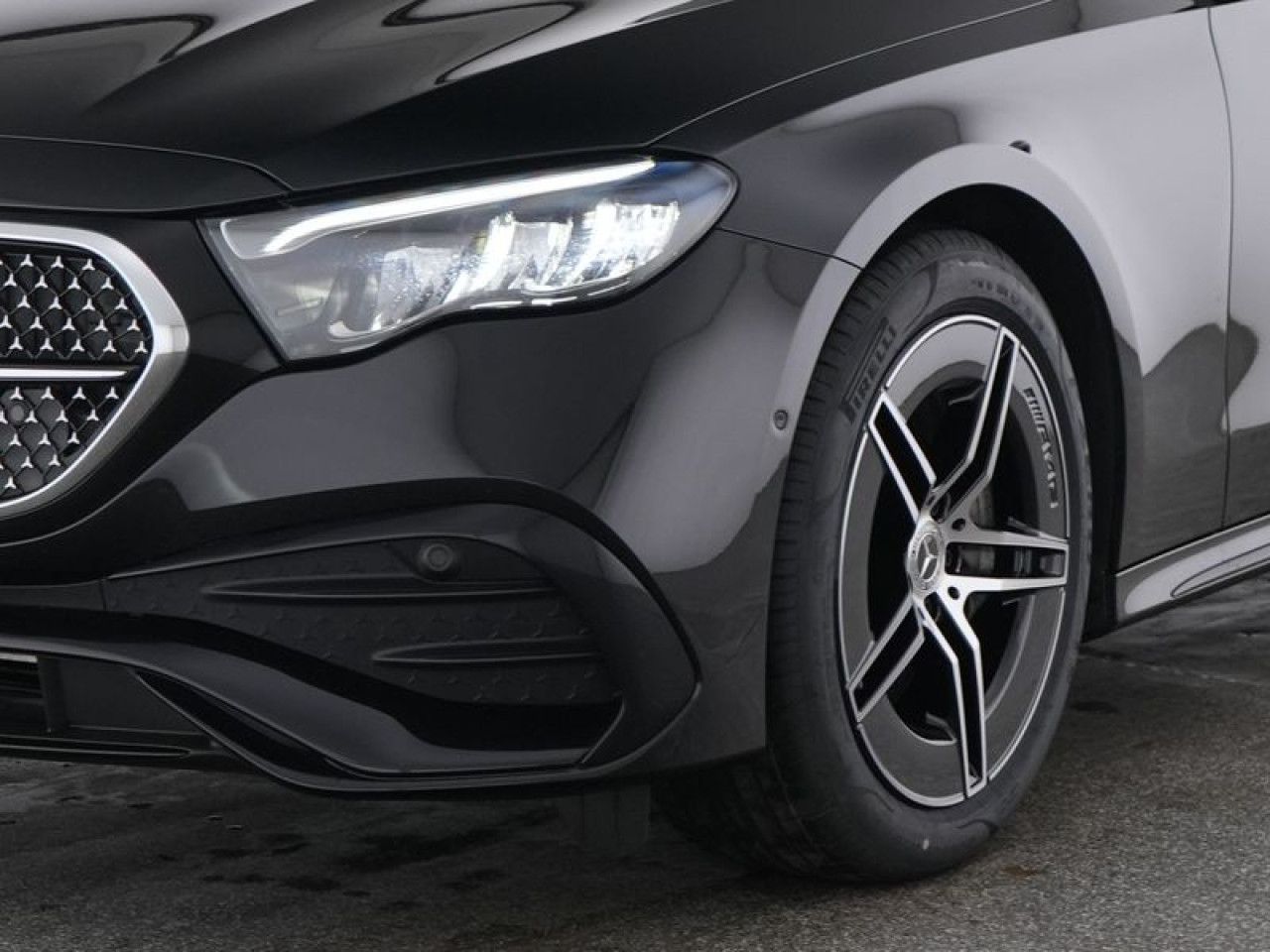 Mercedes-Benz E-Klasse – Bild 3