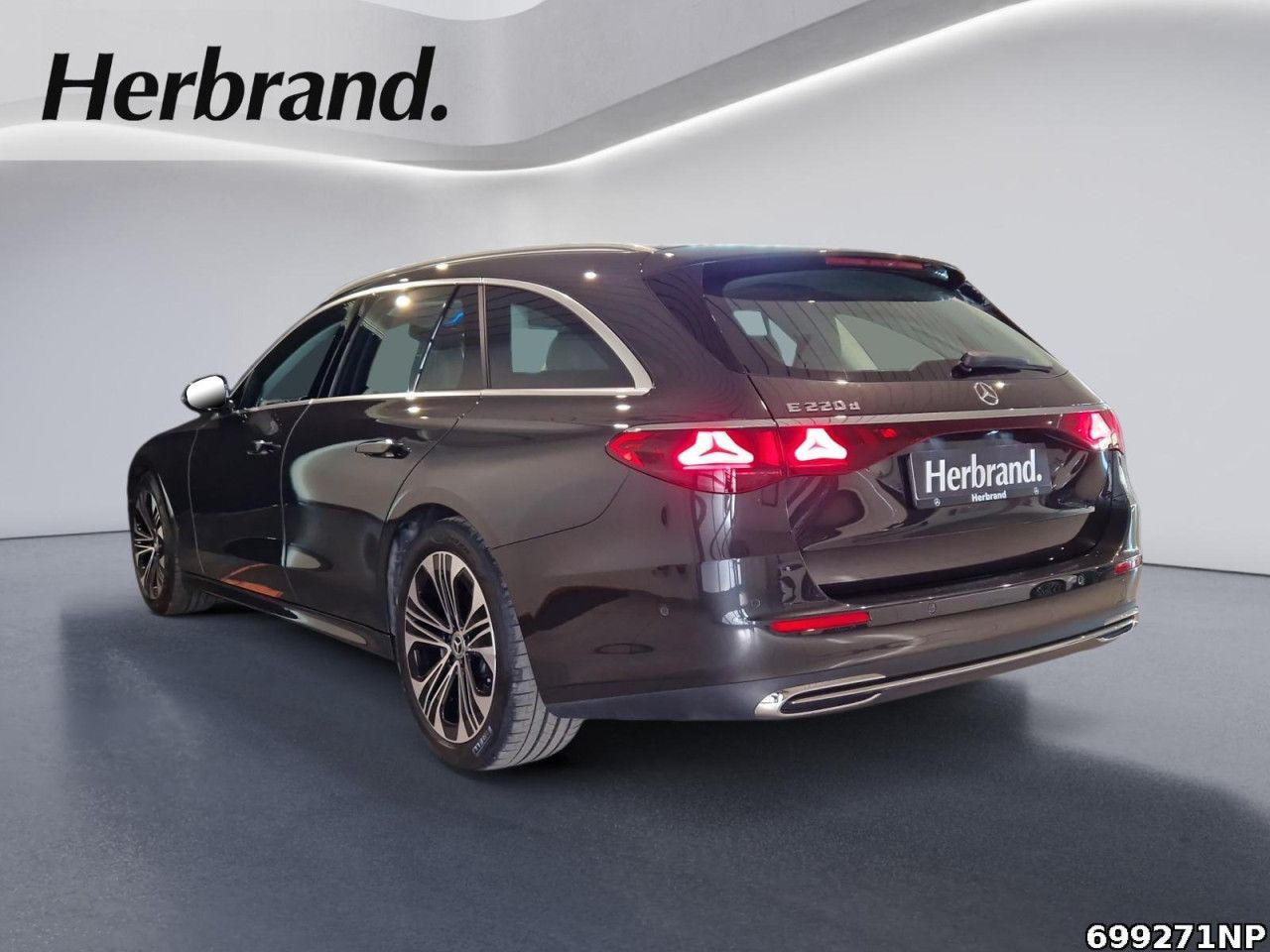 Mercedes-Benz E-Klasse – Bild 4
