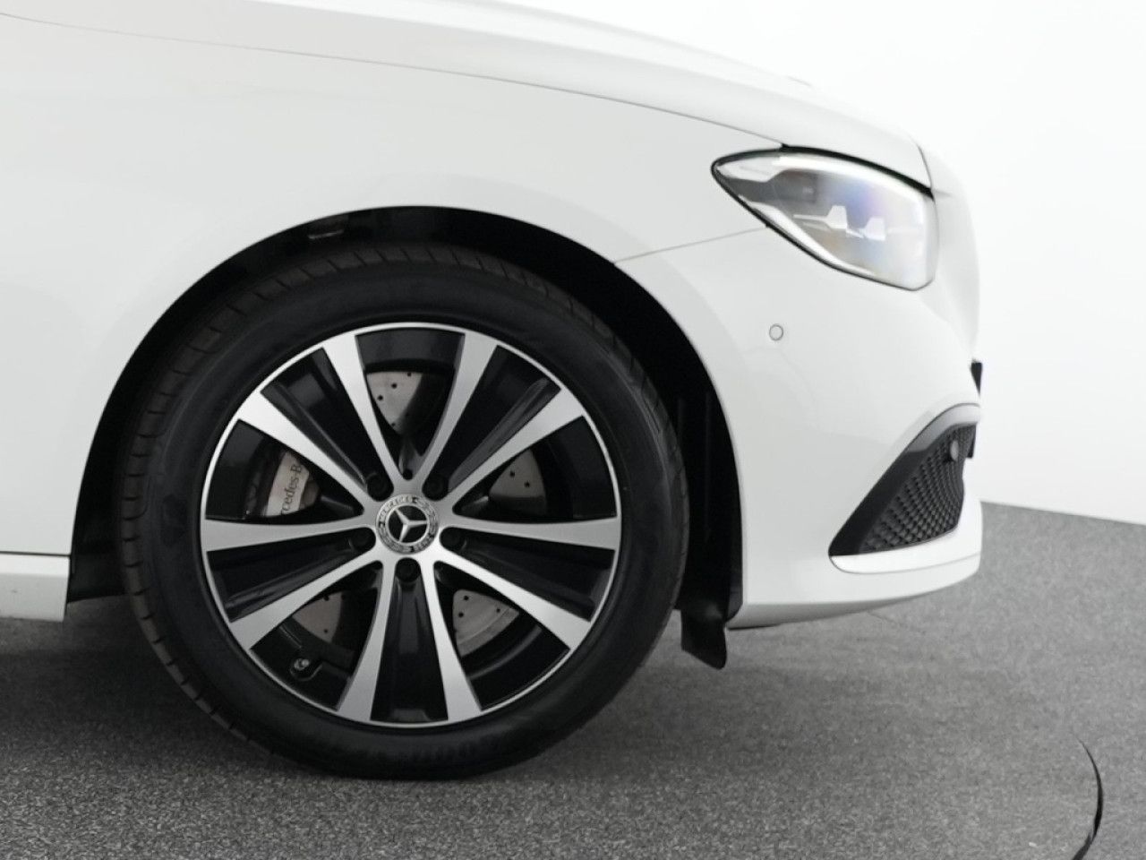 Mercedes-Benz E-Klasse – Bild 6