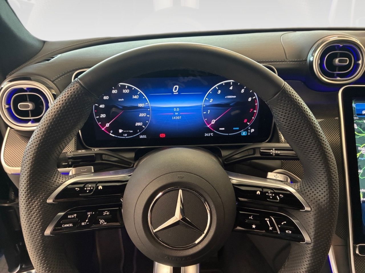 Mercedes-Benz GLC – Bild 11
