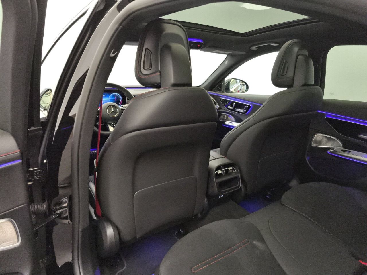 Mercedes-Benz E-Klasse – Bild 20