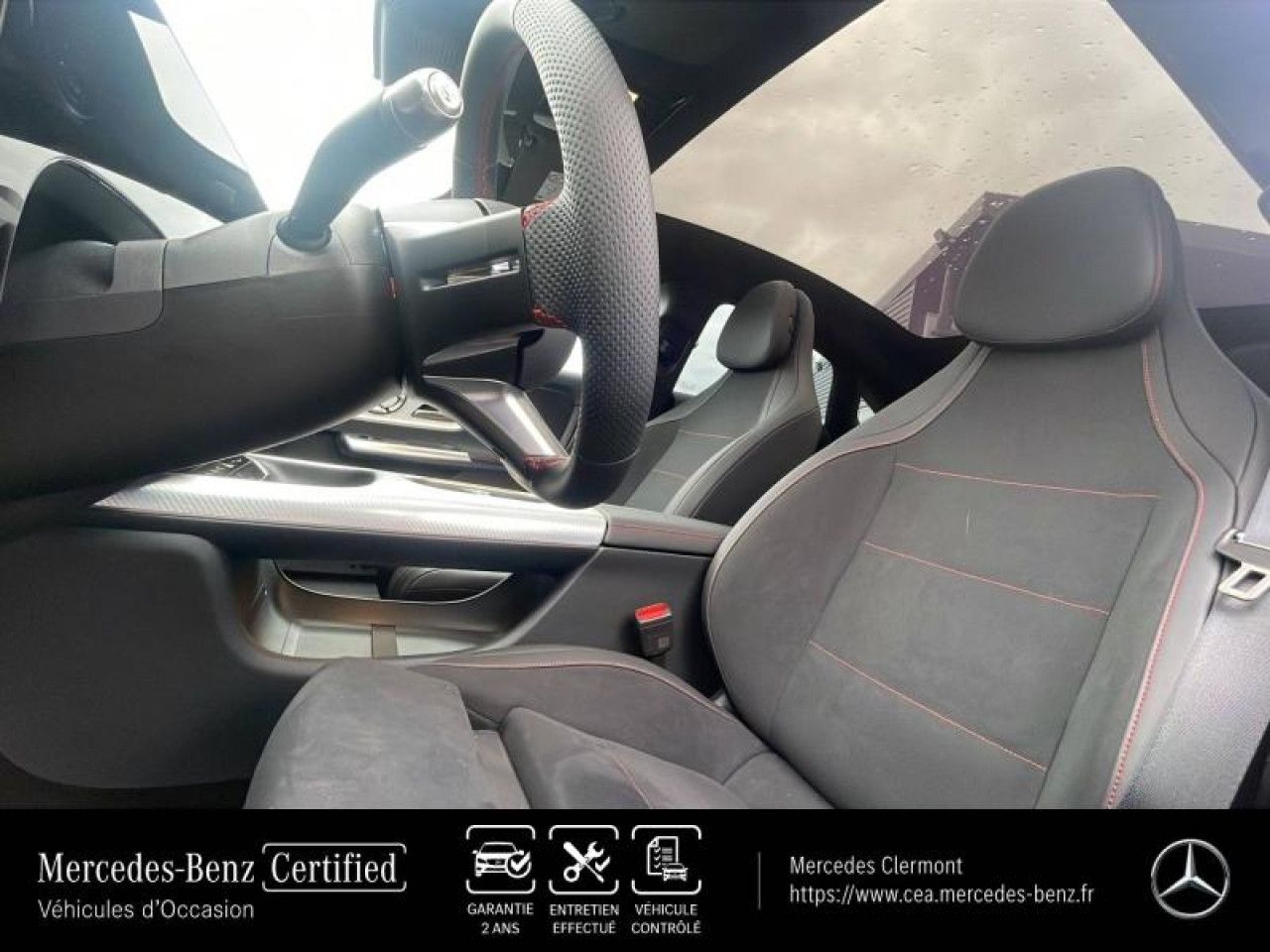 Photo du v&eacute;hicule 18 / 18