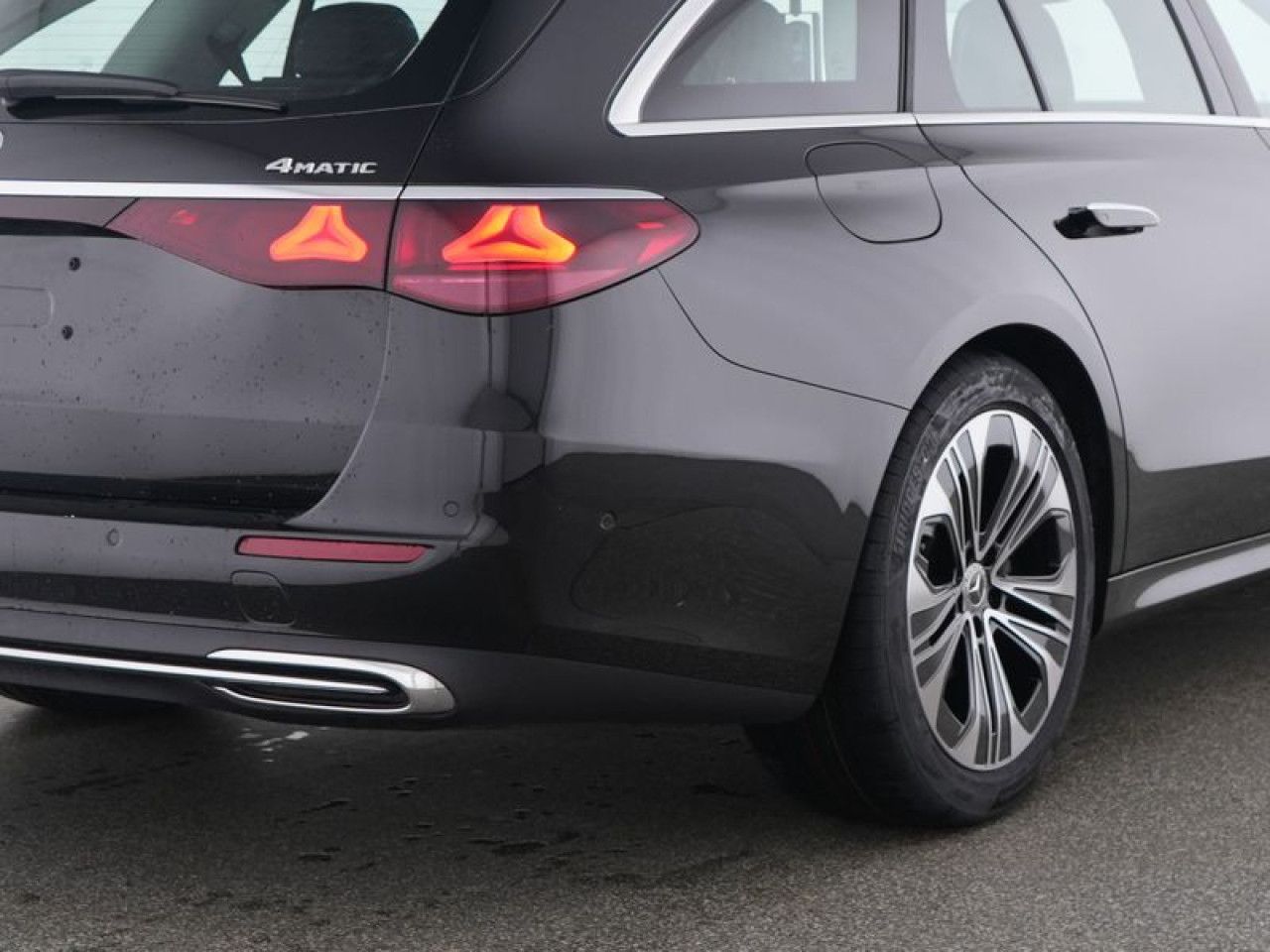 Mercedes-Benz E-Klasse – Bild 9