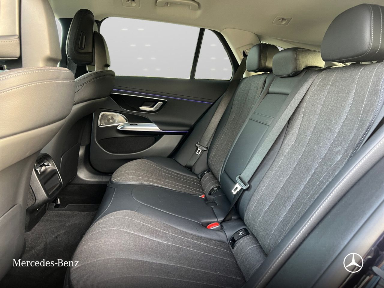 Mercedes-Benz E-Klasse – Bild 9