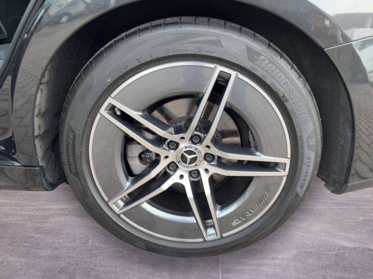 Mercedes-Benz E-Klasse – Bild 11