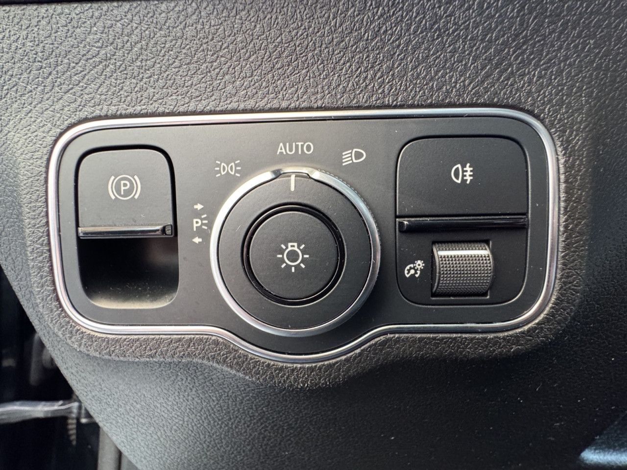 Fahrzeugbild 17 / 27