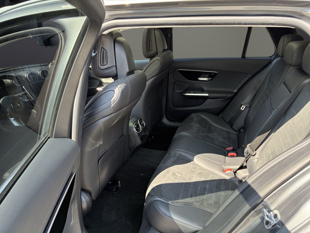 Mercedes-Benz C-Klasse – Bild 12