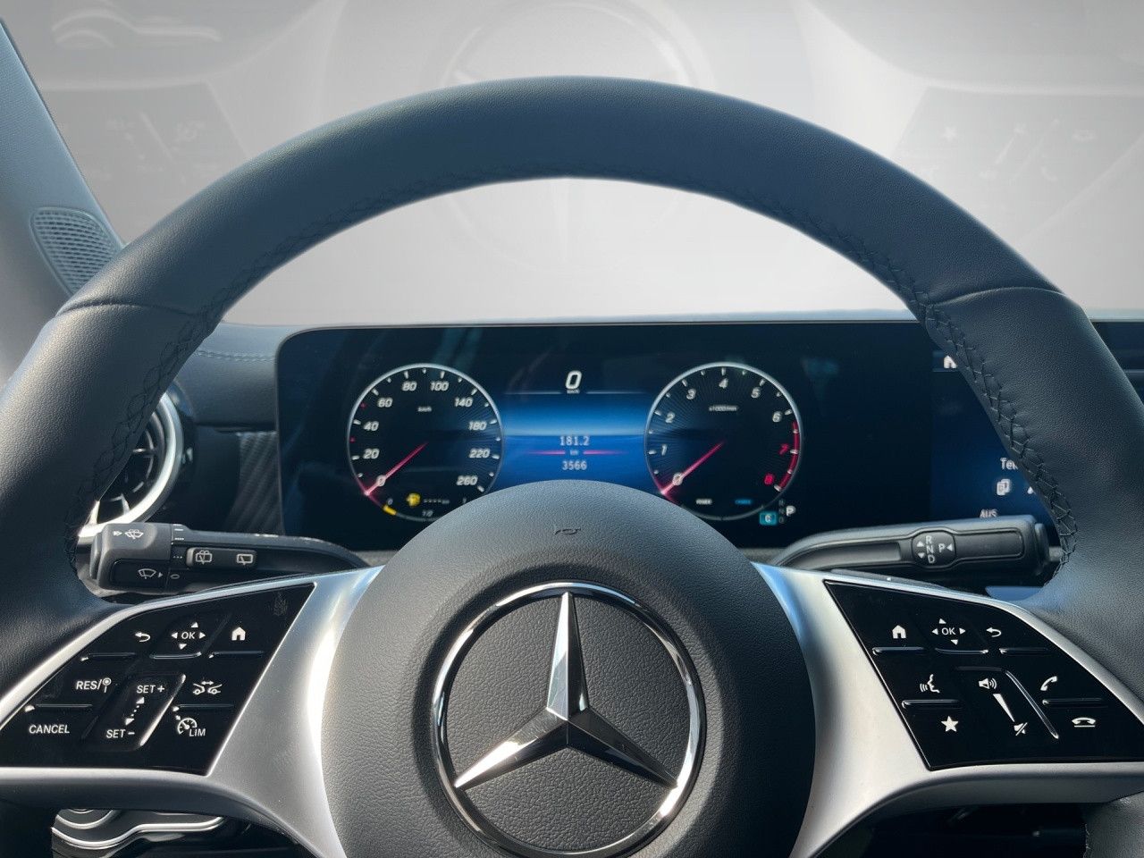 Fahrzeugbild 18 / 24