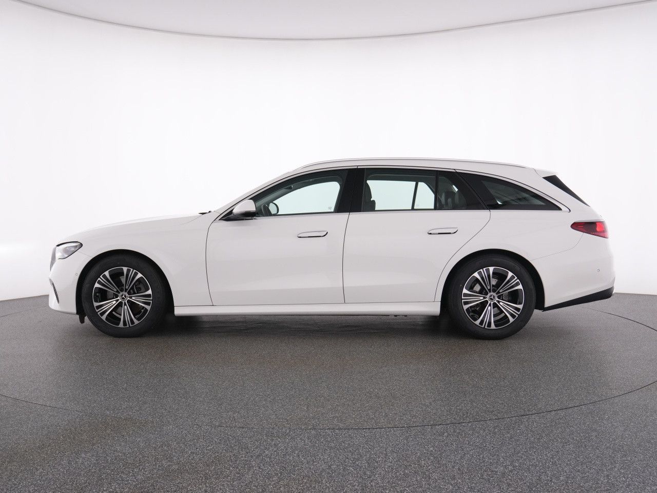 Mercedes-Benz E-Klasse – Bild 10