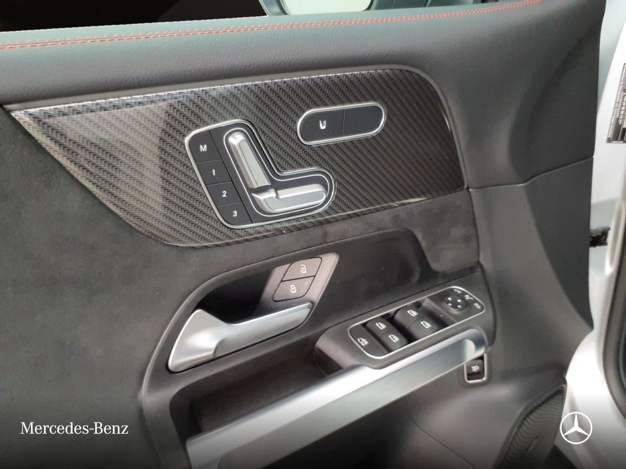 Mercedes-Benz GLB – Bild 14