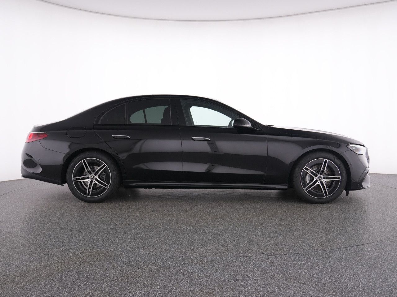 Mercedes-Benz E-Klasse – Bild 11