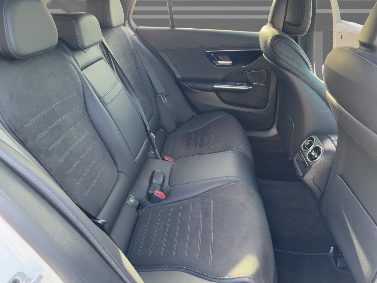 Mercedes-Benz C-Klasse – Bild 16