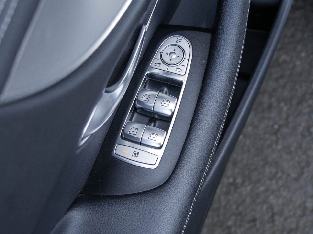 Fahrzeugbild 12 / 18