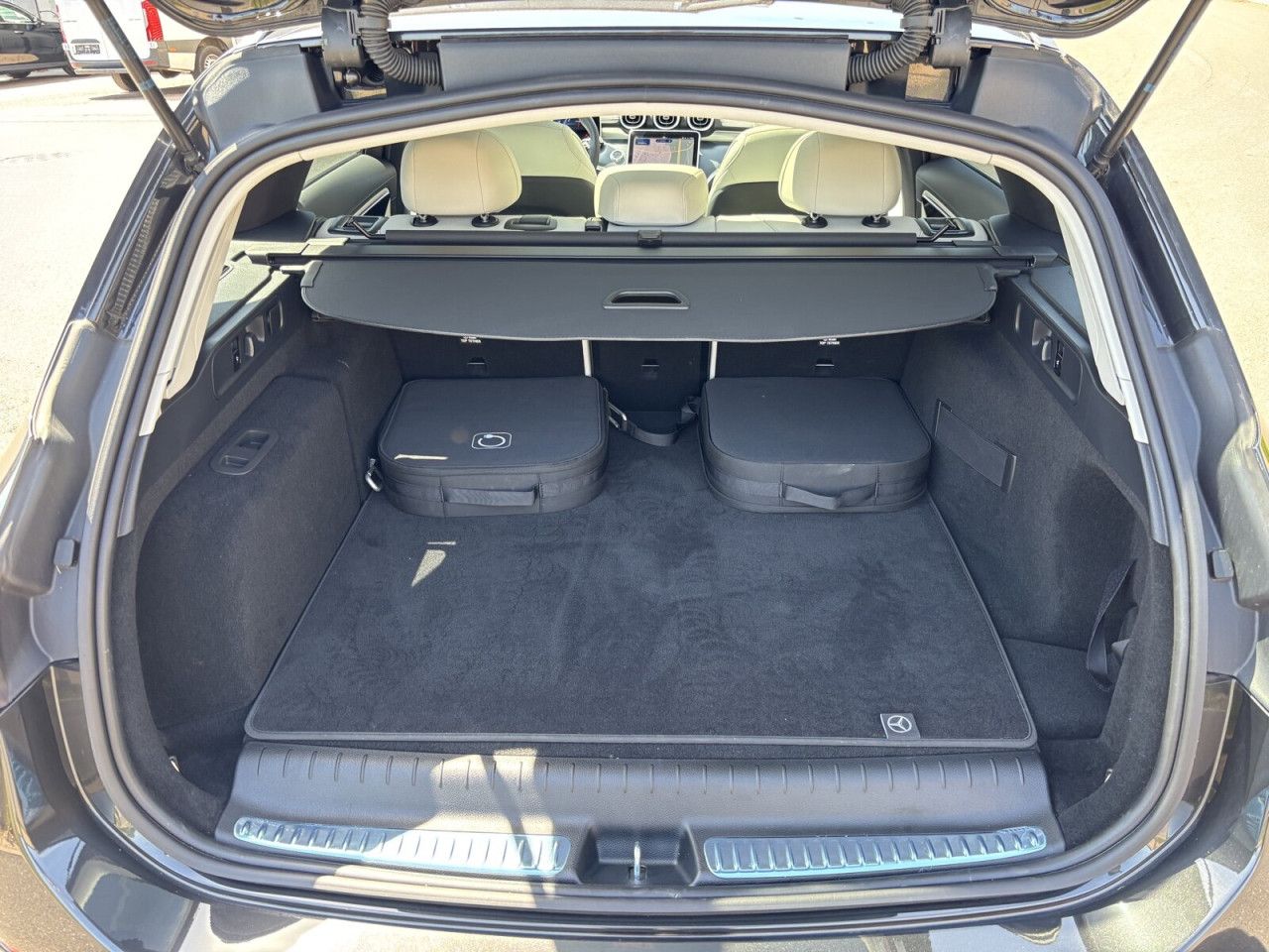 Mercedes-Benz C-Klasse – Bild 9