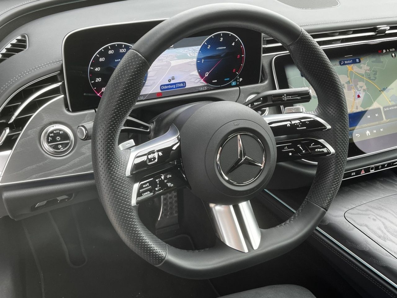 Mercedes-Benz E-Klasse – Bild 22