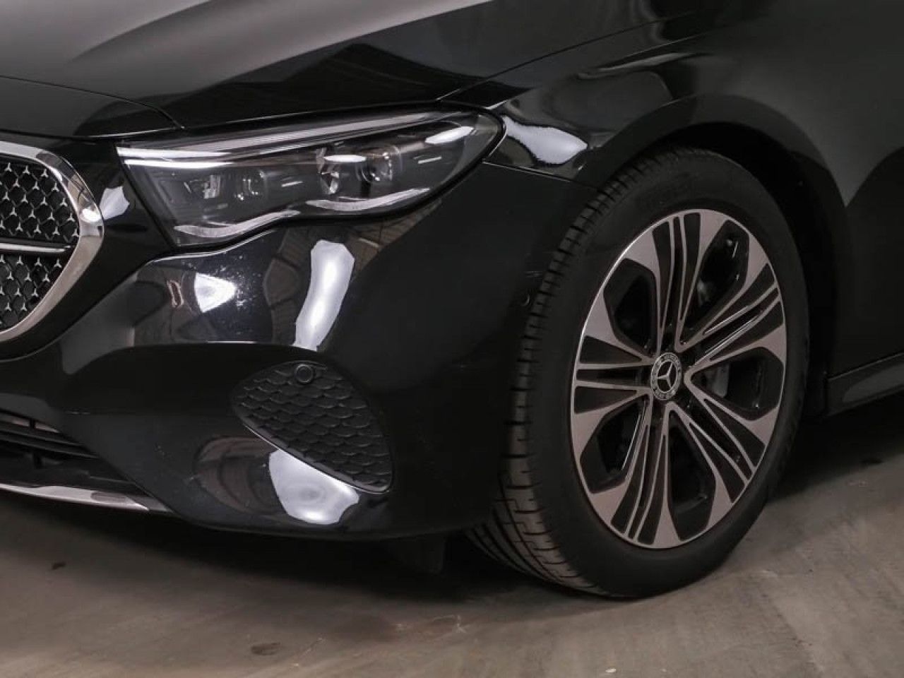 Mercedes-Benz E-Klasse – Bild 3