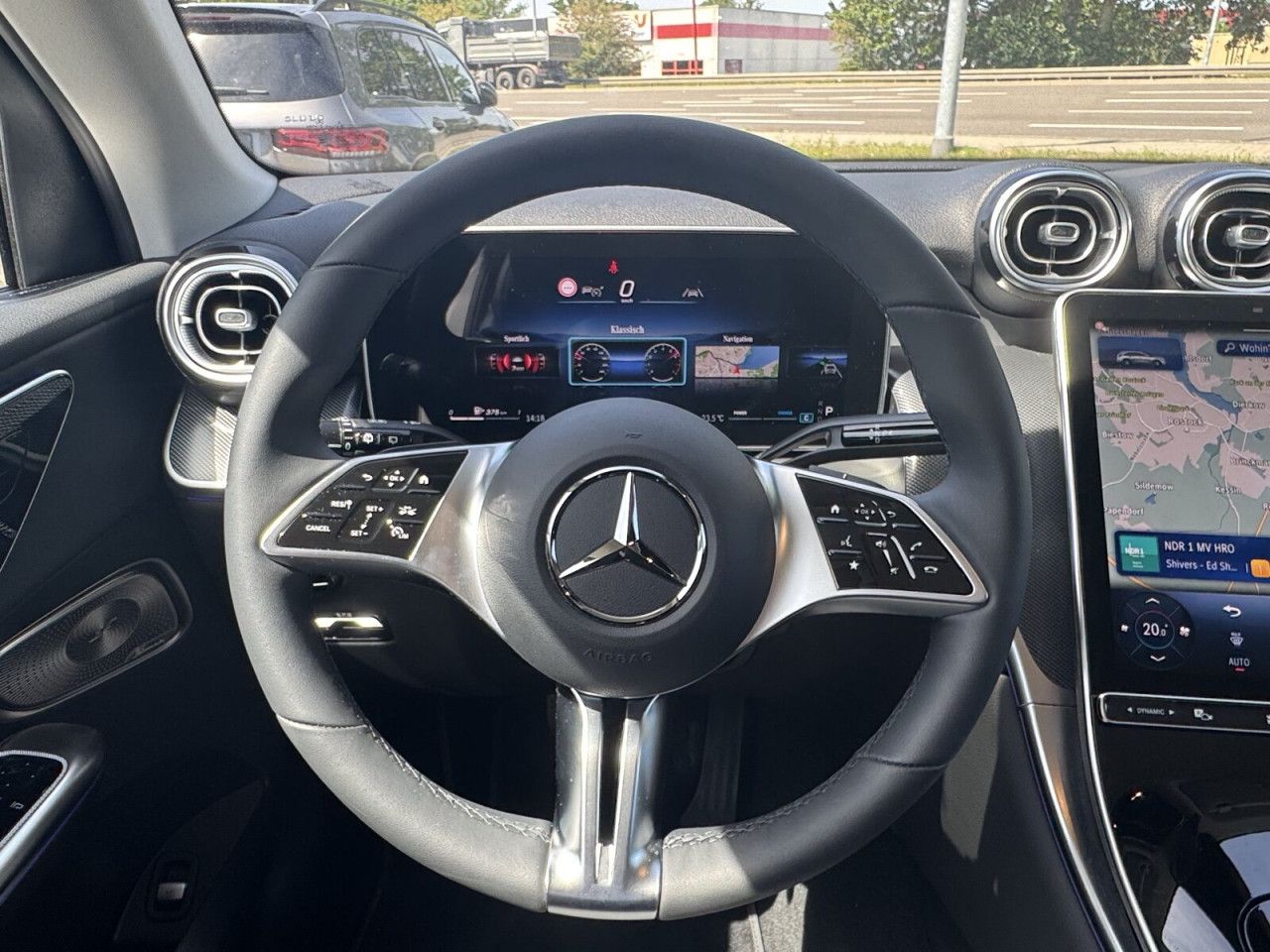 Mercedes-Benz GLC – Bild 13