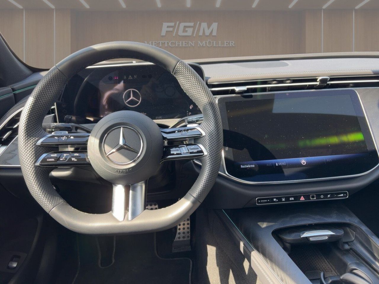 Mercedes-Benz E-Klasse – Bild 8