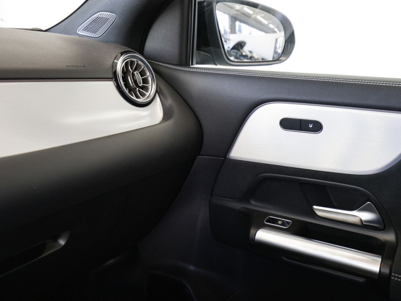 Mercedes-Benz GLA – Bild 16
