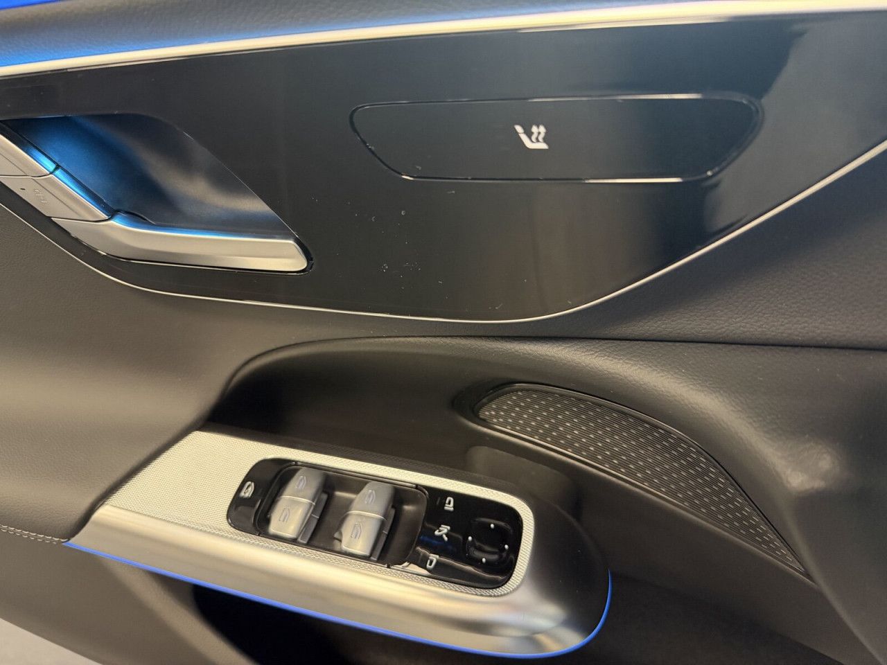 Mercedes-Benz E-Klasse – Bild 13
