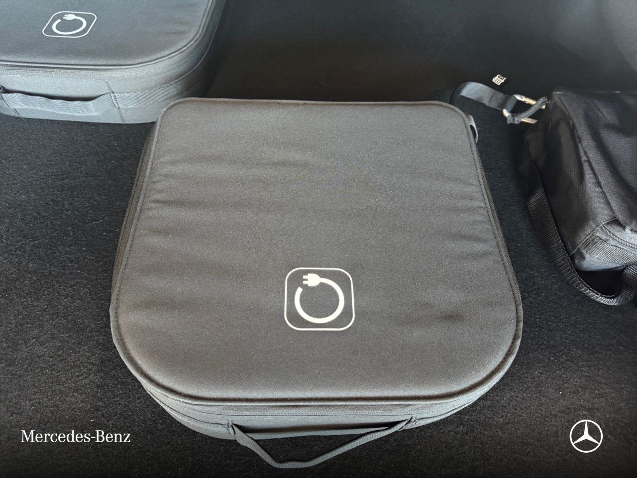 Mercedes-Benz E-Klasse – Bild 22
