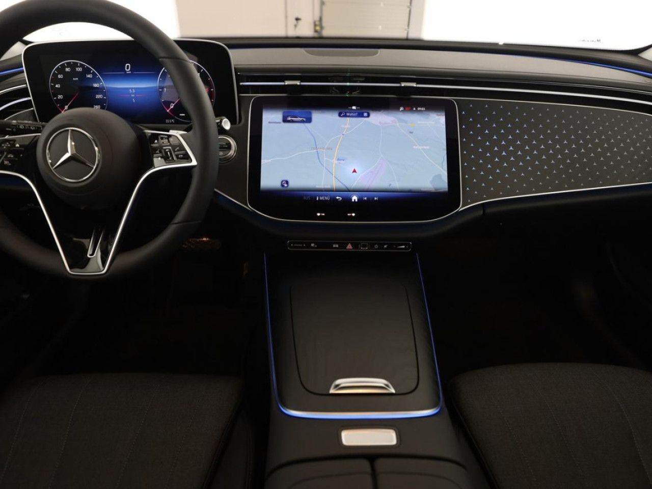 Mercedes-Benz E-Klasse – Bild 13