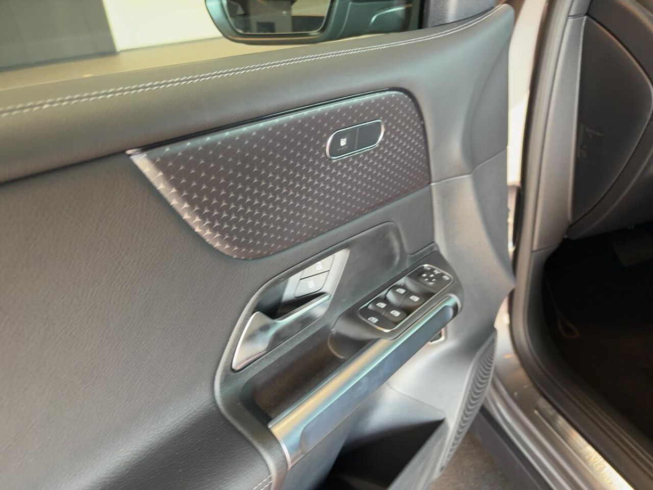 Mercedes-Benz GLB – Bild 12