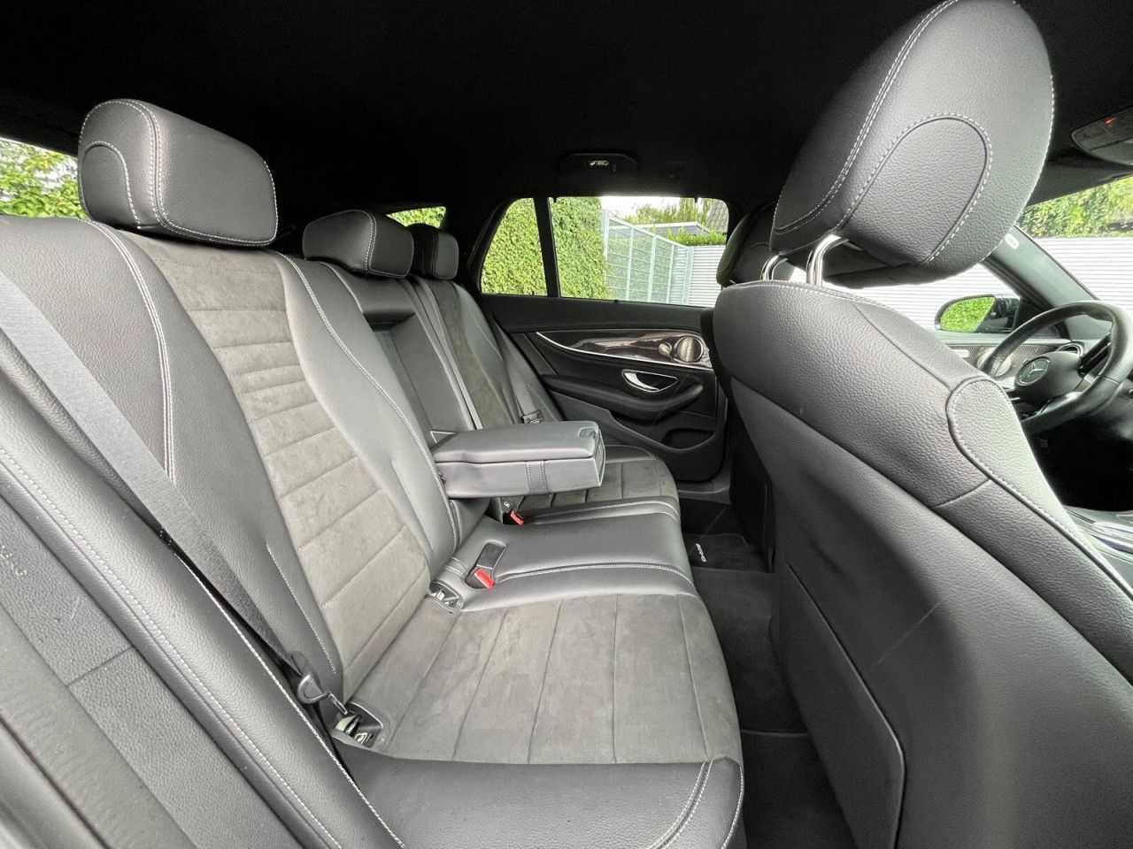 Mercedes-Benz E-Klasse – Bild 26