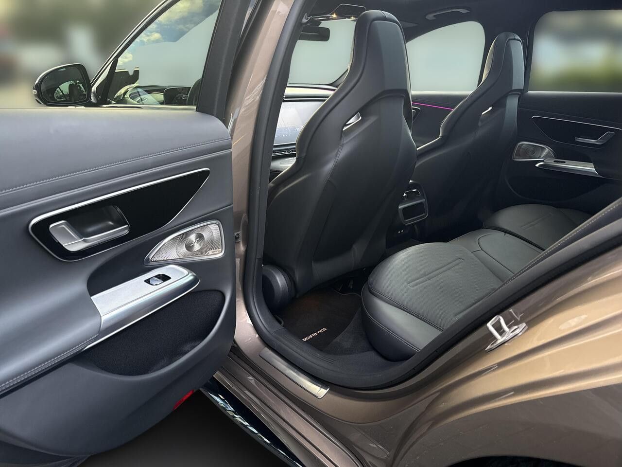 Zdjęcie pojazdu 16 / 24