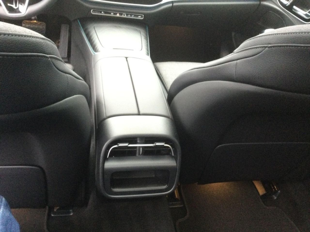 Mercedes-Benz E-Klasse – Bild 13
