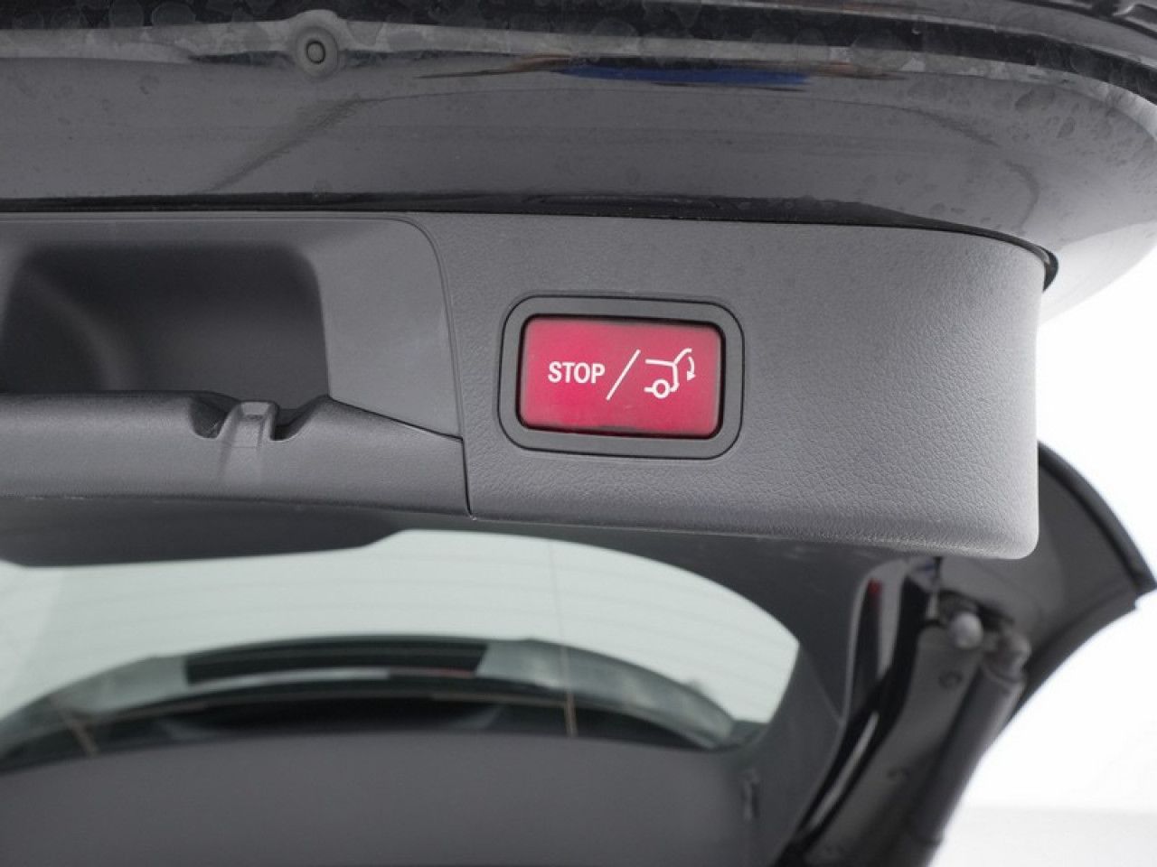 Imagem do veículo 2 / 23