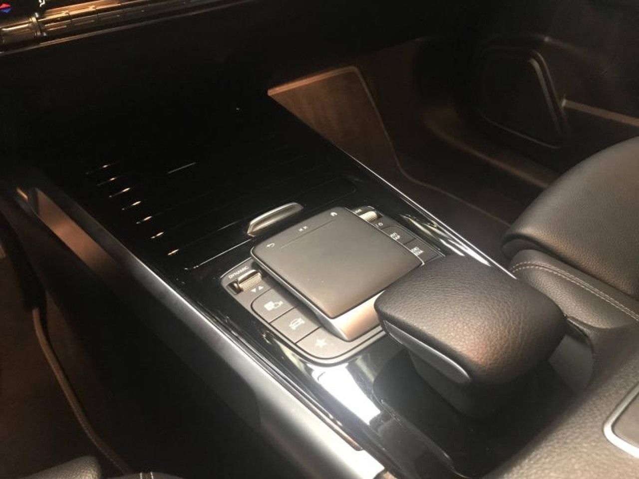 Photo du v&eacute;hicule 15 / 18