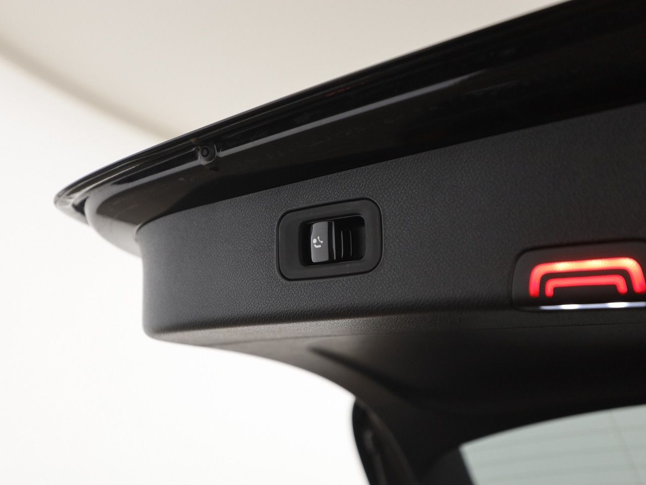 Mercedes-Benz E-Klasse – Bild 24
