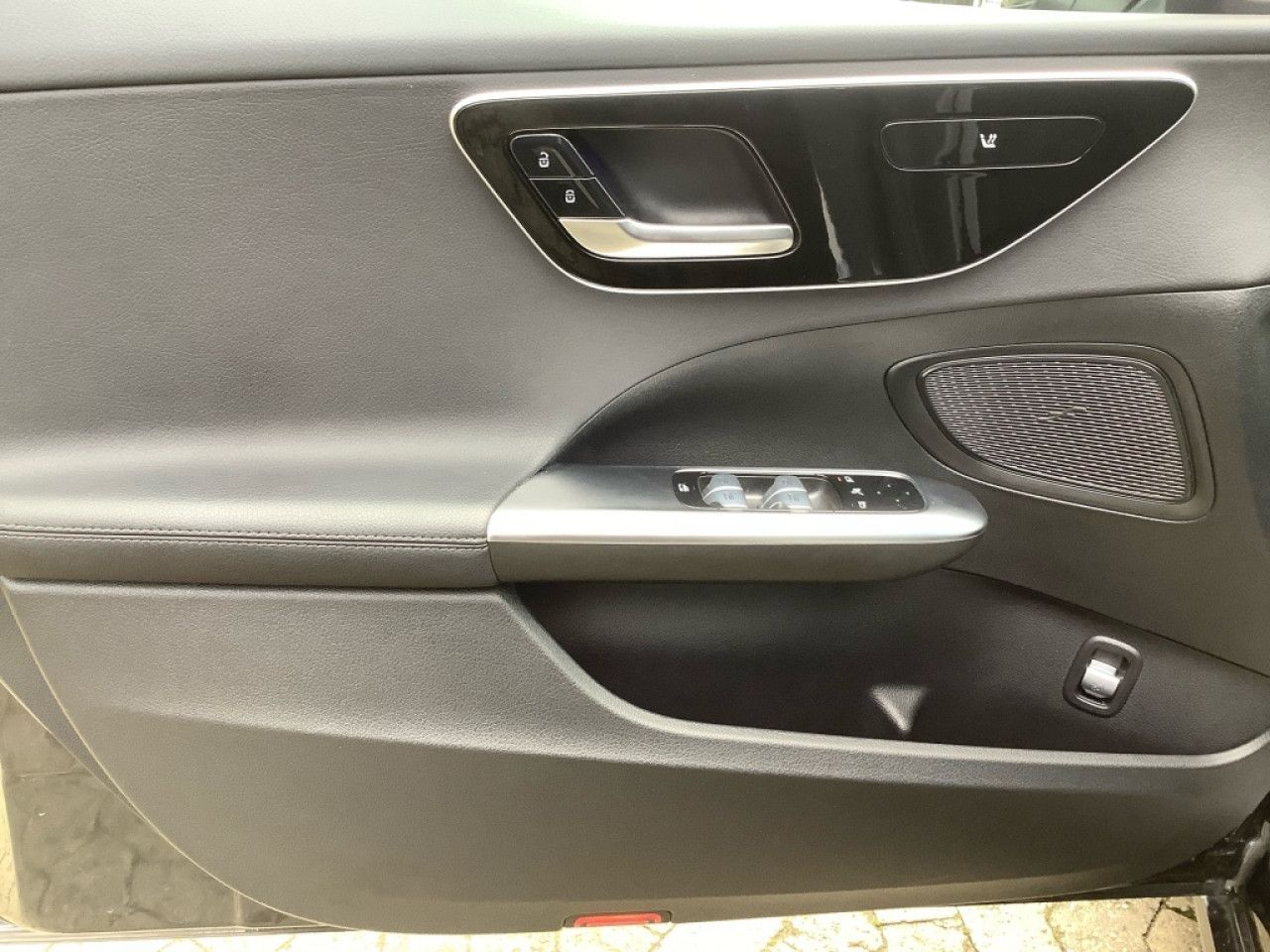 Mercedes-Benz C-Klasse – Bild 6
